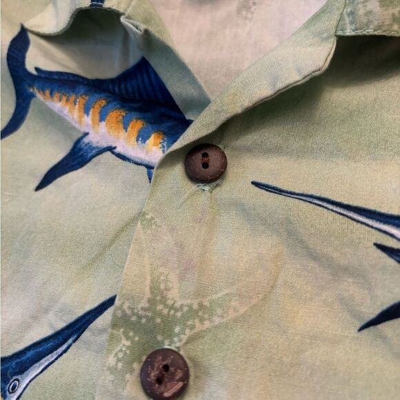 Ky’s Green Button Down Swordfish 2 piece Hawaiian Set - Picture 8 of 8